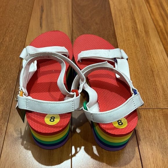 NWT Teva Flatform Universal Rainbow Pride size 8 - Picture 3 of 9